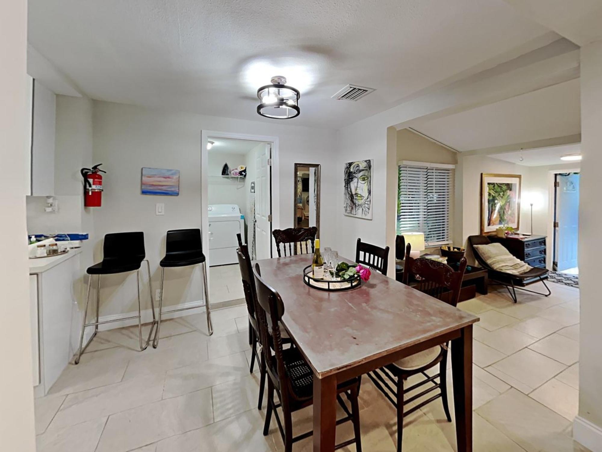 Private Rooms At Miami Centrally Located With Free Parking מראה חיצוני תמונה