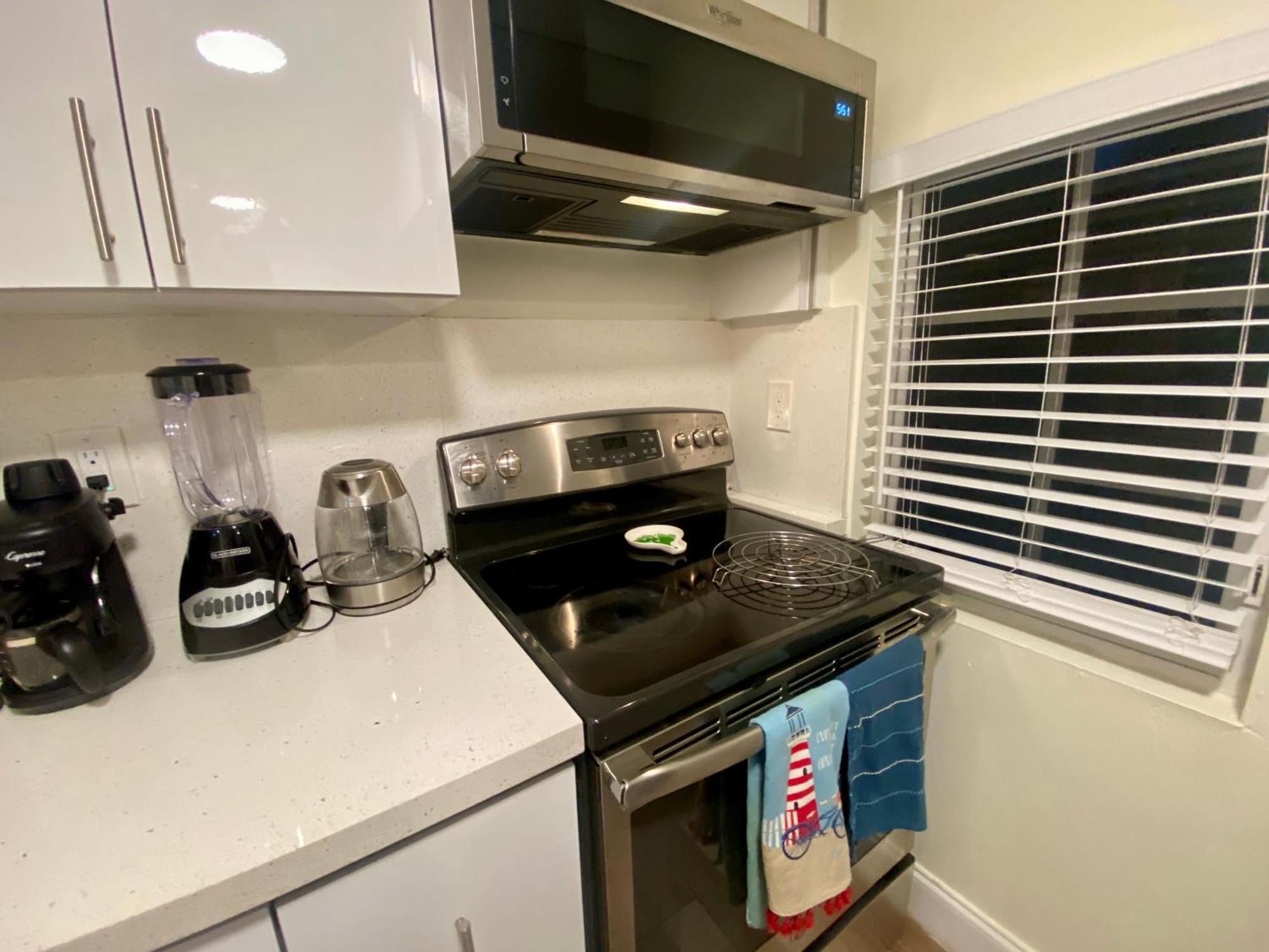 Private Rooms At Miami Centrally Located With Free Parking מראה חיצוני תמונה