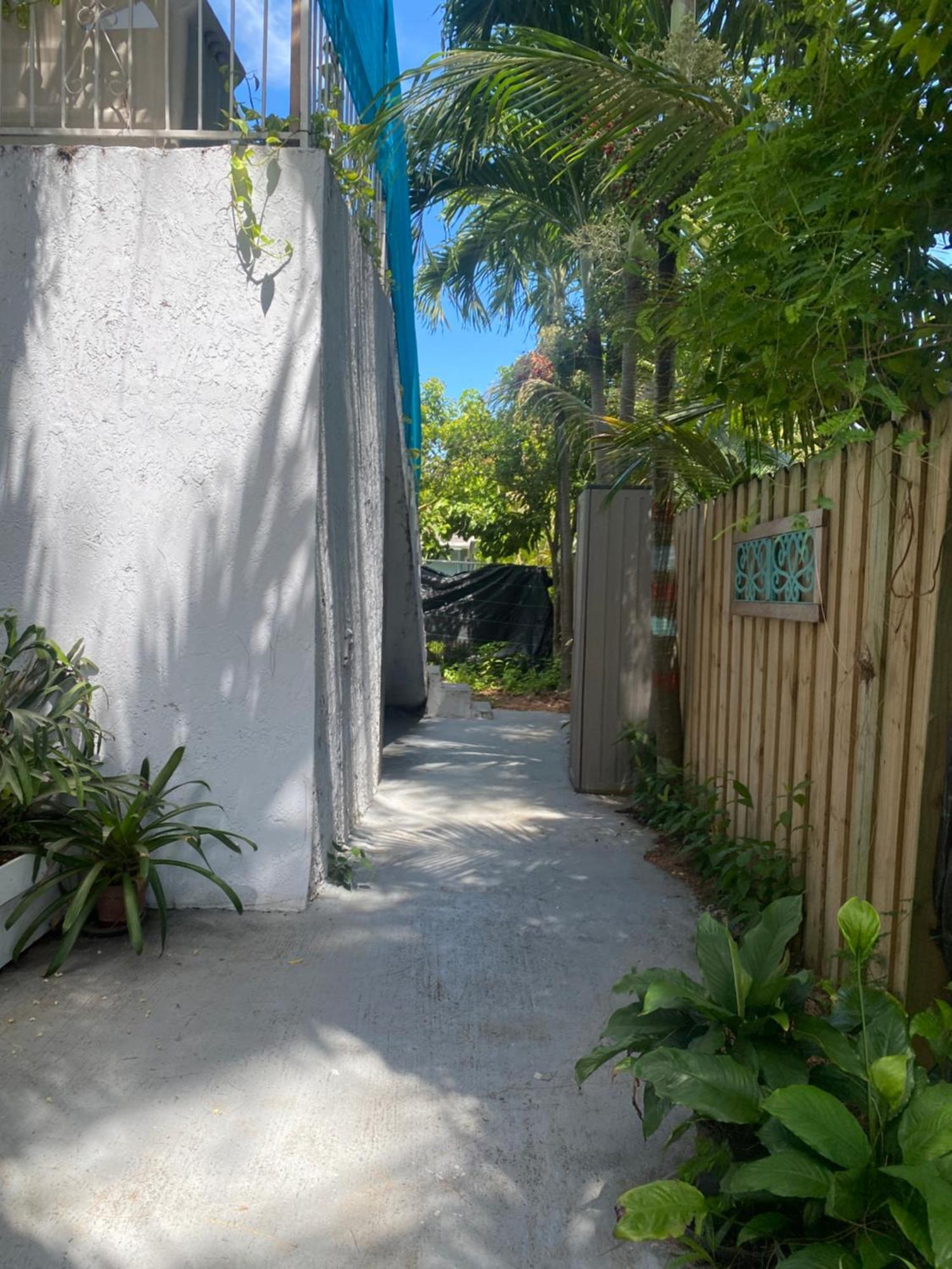 Private Rooms At Miami Centrally Located With Free Parking מראה חיצוני תמונה